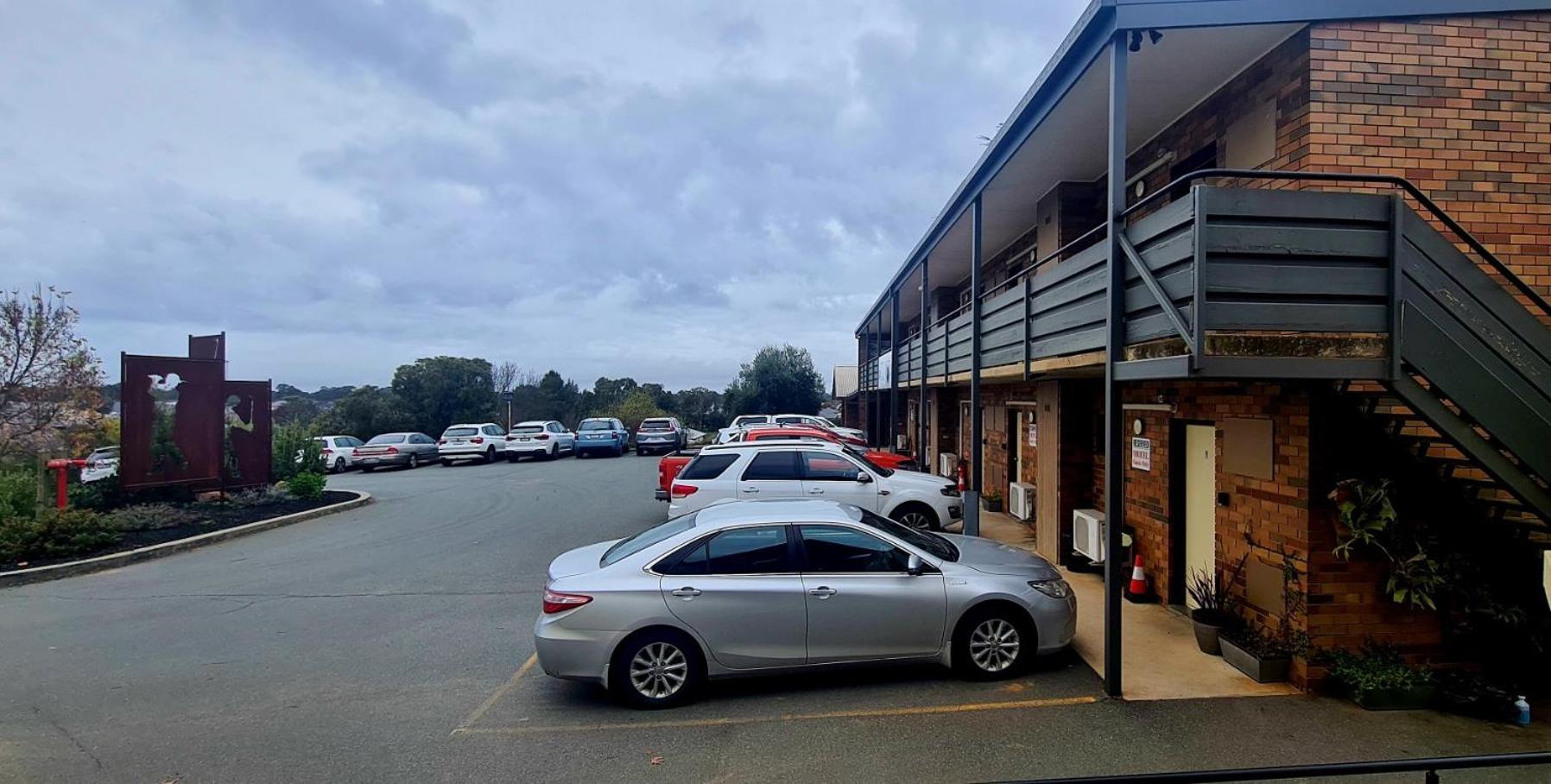 Shepparton Golf Motel Экстерьер фото