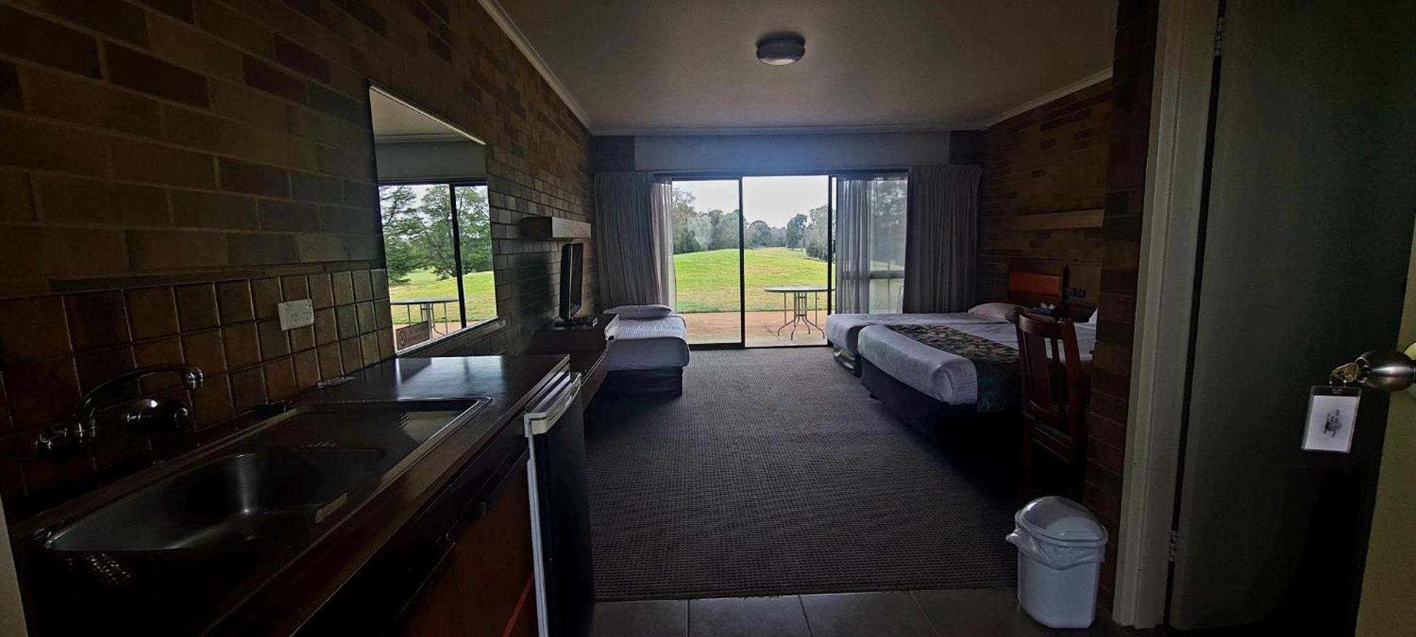 Shepparton Golf Motel Экстерьер фото
